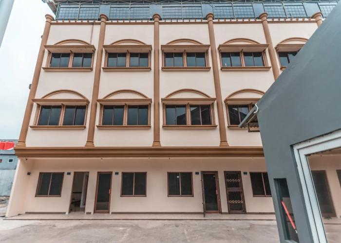 Super OYO 2034 Eden Guest House