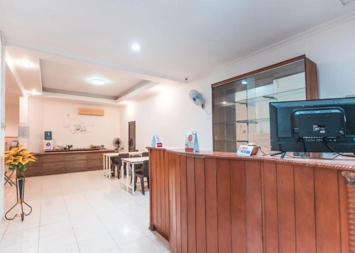 Super OYO 2034 Eden Guest House