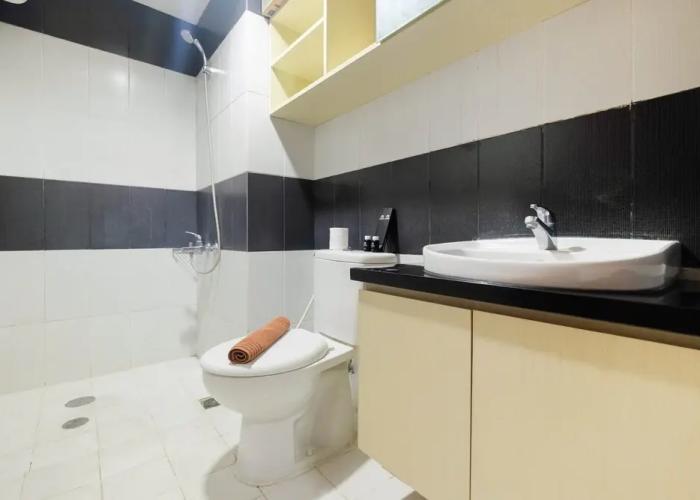 Luxurious and Comfy 2BR Cinere Bellevue Suites Apartment
