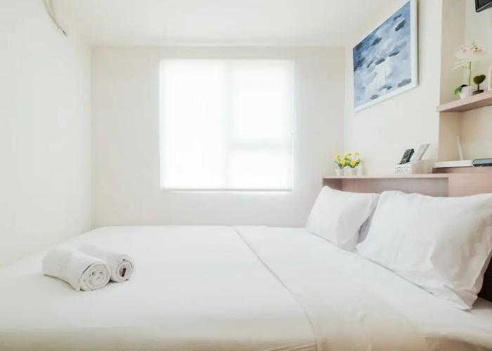 Spacious and Comfortable 2BR Cinere Resort Apartment