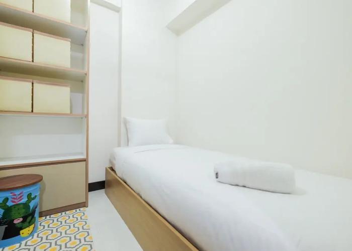 Spacious and Comfortable 2BR Cinere Resort Apartment
