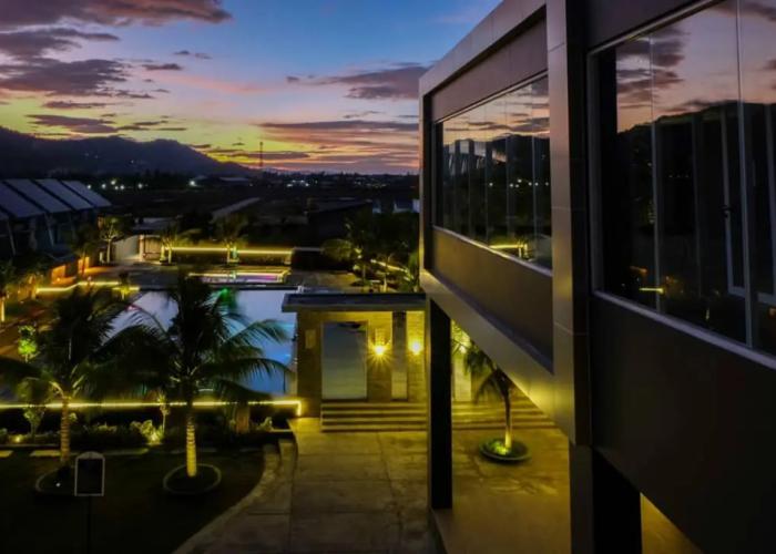 Aston  Gorontalo Hotel