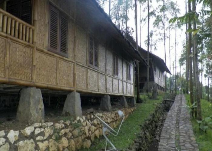 Villa Kampung Karuhun Sutan Raja