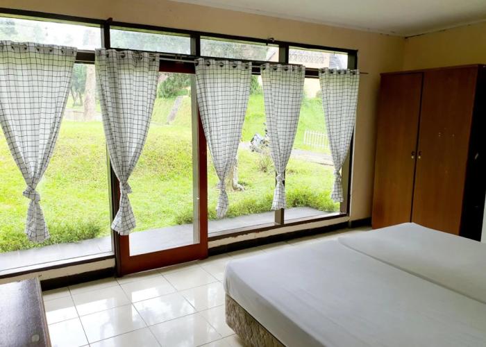 Ciwidey Jungle Villa