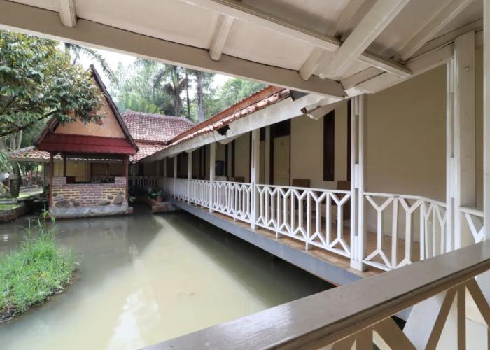 Kampung Pa'go Resort Hotel