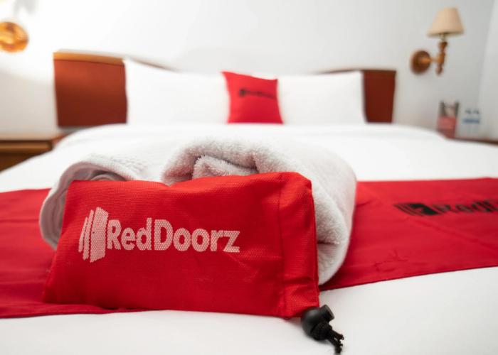 RedDoorz @ Hotel Damanaka Pangalengan
