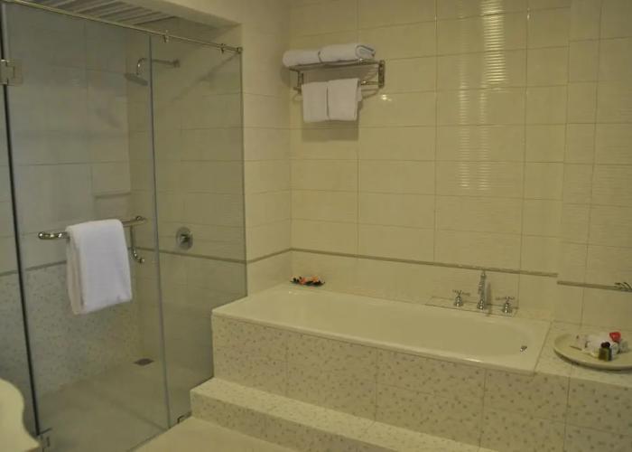 Royal Hotel and Villa Trawas