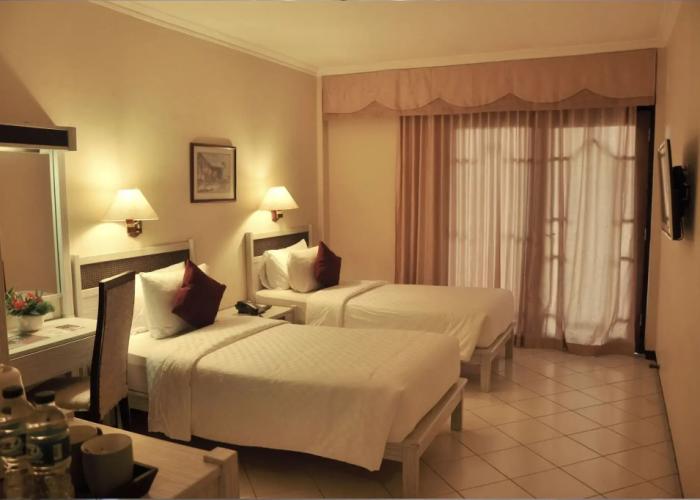 Royal Hotel and Convention Tretes