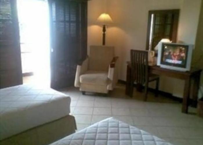Pines Garden Resort