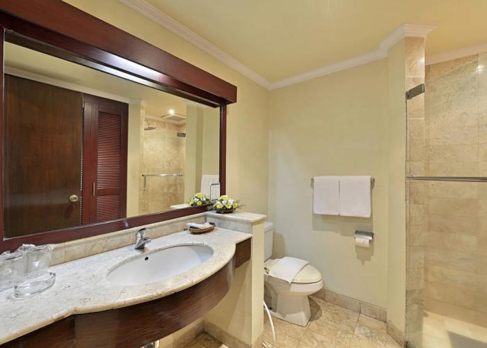 Grand Whiz Hotel Trawas