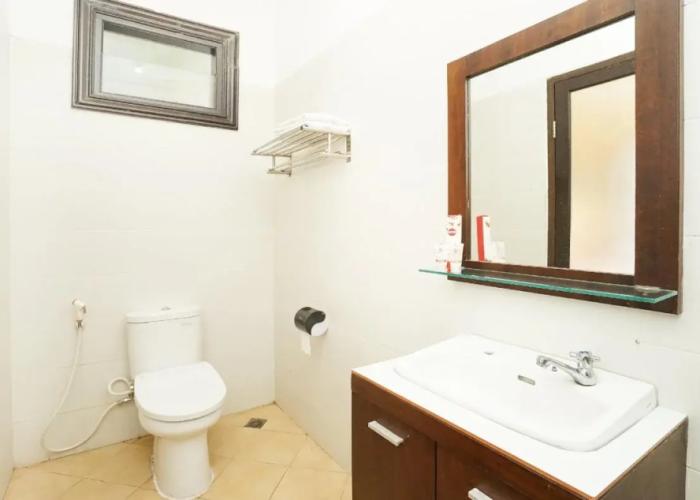 OYO 309 Avila Ketapan Rame Hotel