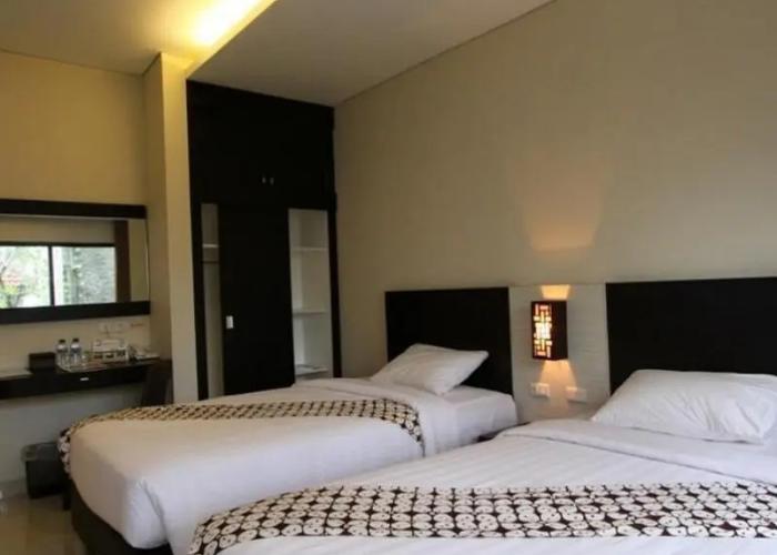 Ommaya Hotel & Resort