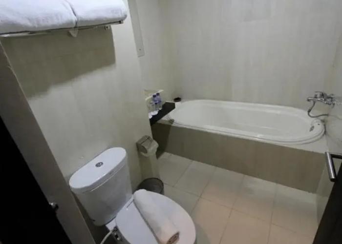 Ommaya Hotel & Resort