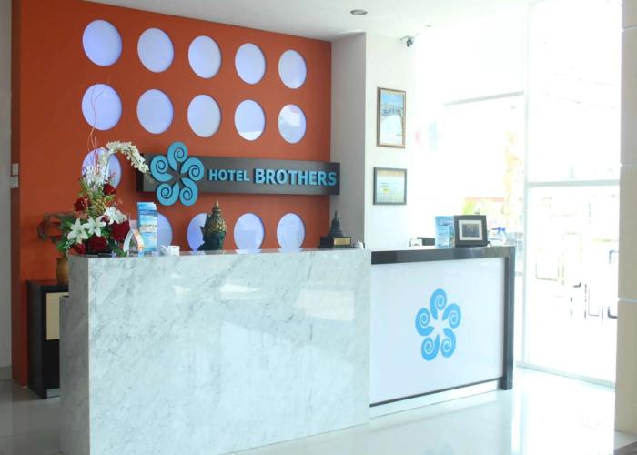 Hotel Brothers Solo Baru