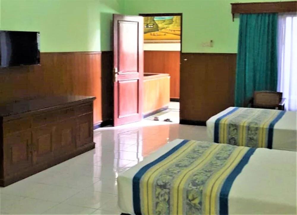 фото Hotel Mulia