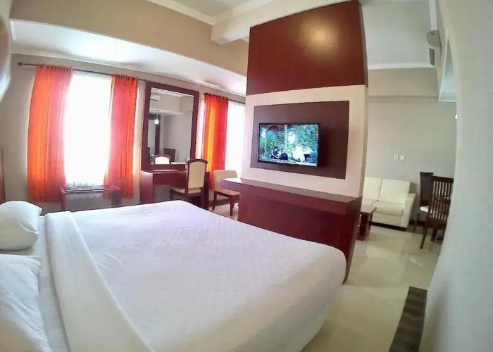 Hotel Tosan Solo Baru
