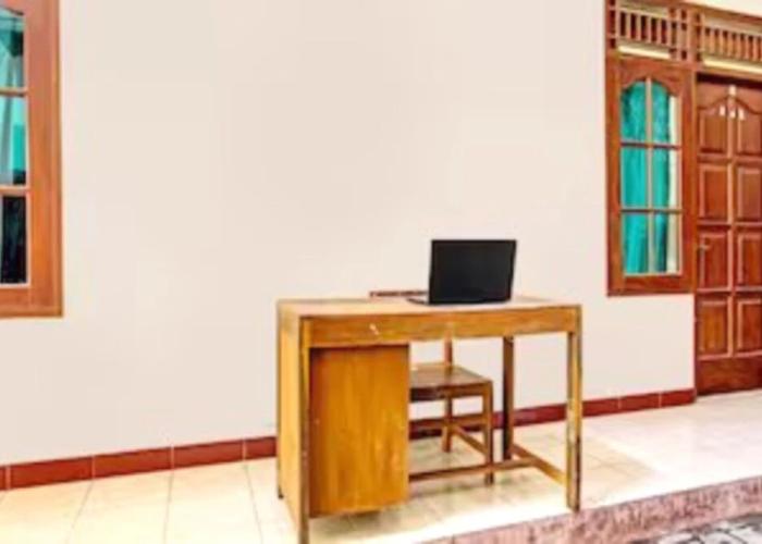 SPOT ON 92434 Puri Kasih Guest House Syariah