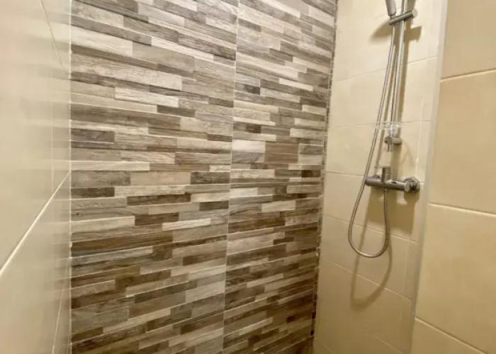 Centric and Modern Penthouse Close to Amenities