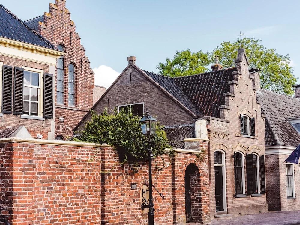 Well Furnished Mobile Home with Dishwasher near Water