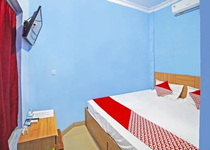 OYO 90922 Gurusinga Guesthouse