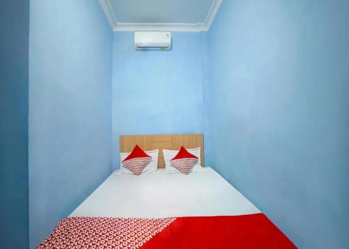 OYO 90922 Gurusinga Guesthouse