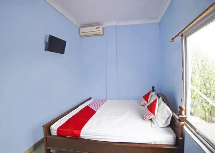 OYO 90922 Gurusinga Guesthouse
