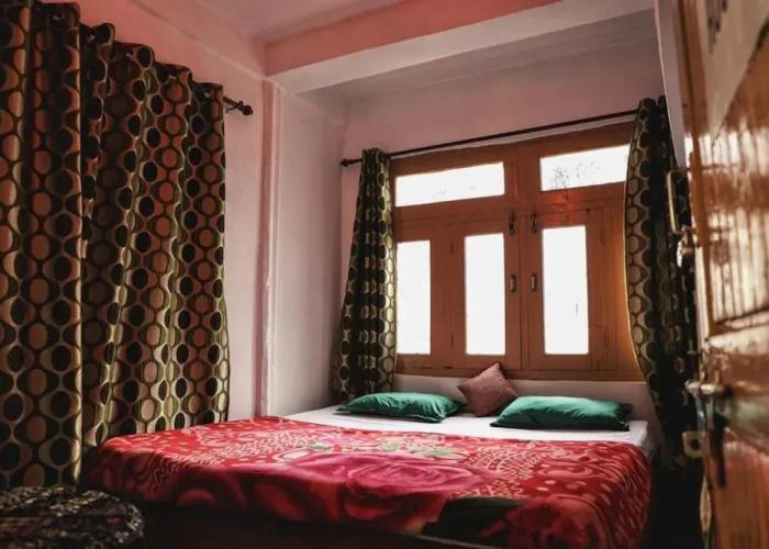Nomads Hostel