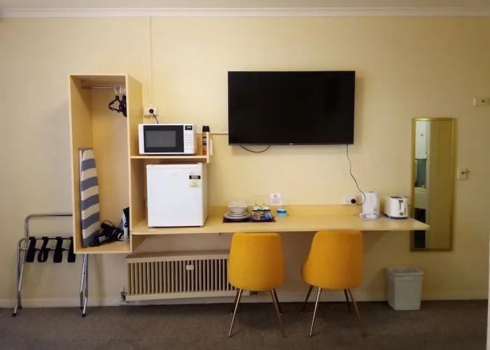 Billabong Motel