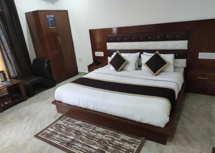 Hotel vansh