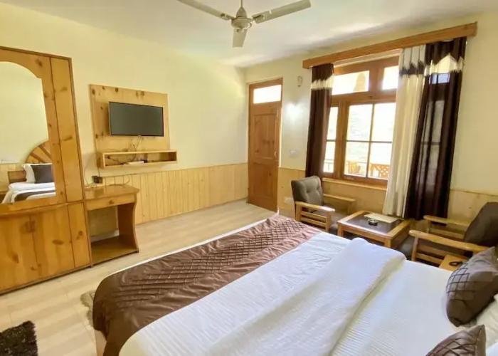 Hotel Purnima River View