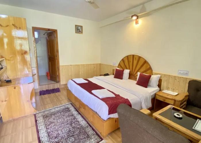 Hotel Purnima River View