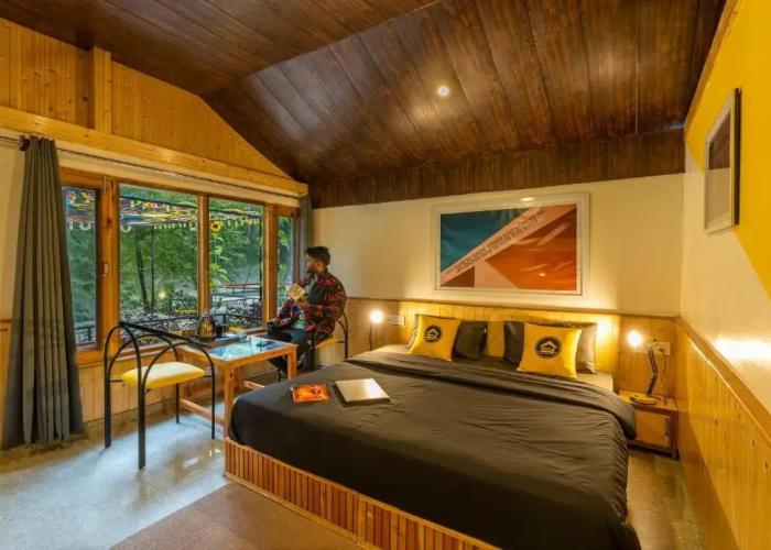 The Hosteller Kasol Riverside