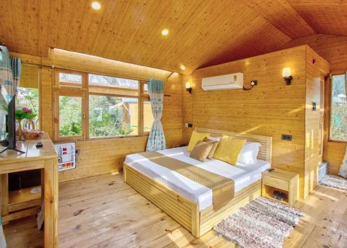 Regal Retreat