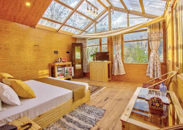 Regal Retreat