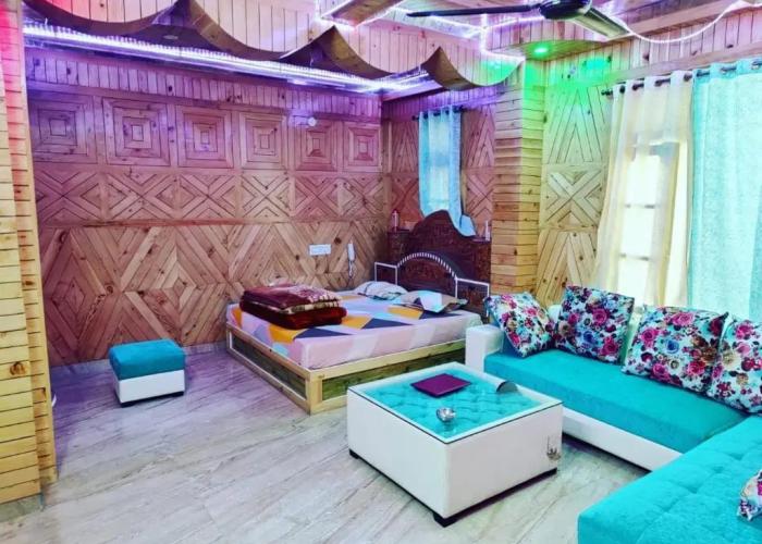 Majestic Mountain Bhaiji Guest House