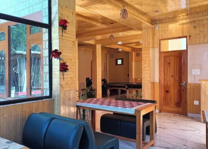 Majestic Mountain Bhaiji Guest House