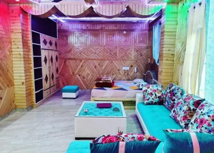 Majestic Mountain Bhaiji Guest House