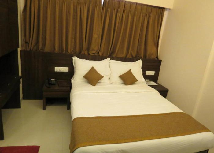 Hotel Sunny International