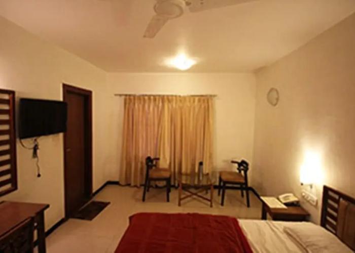 Hotel Maharaja Residency