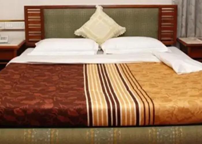 Hotel Maharaja Residency