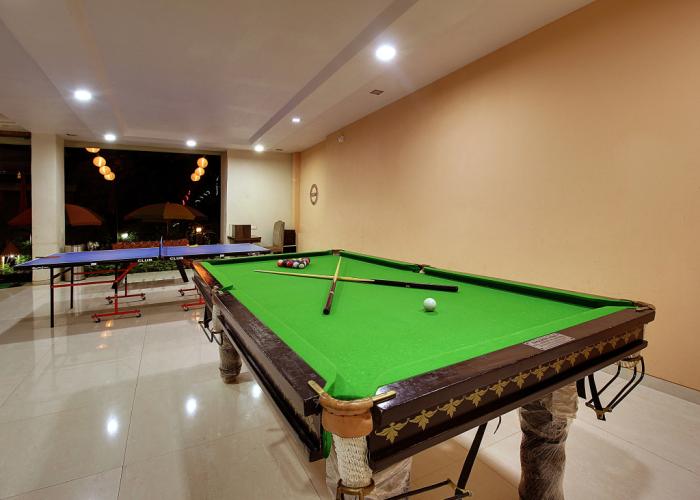 Valley Nest Hotel