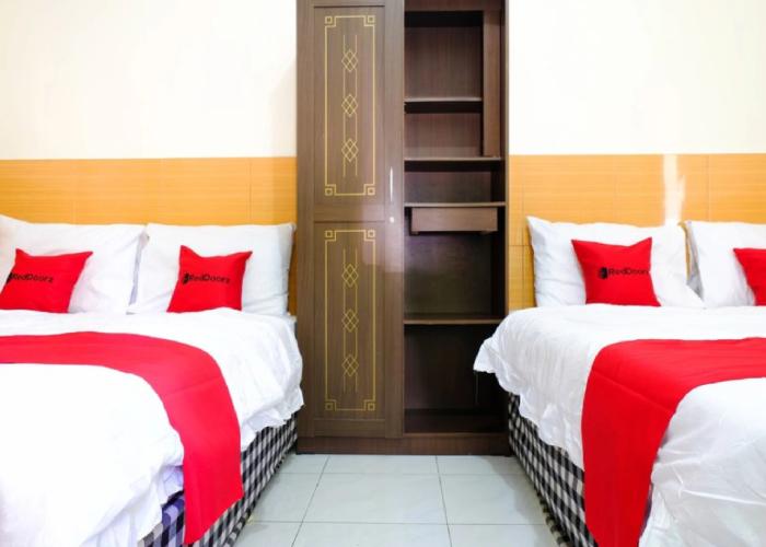 RedDoorz near STAB Syailendra Kopeng