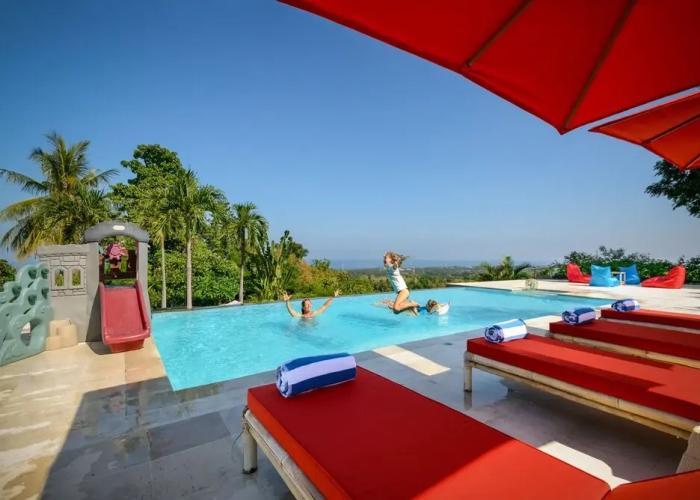Villa Bloom by Villa Finder