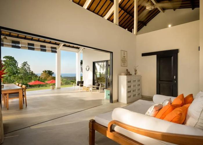 Villa Bloom by Villa Finder