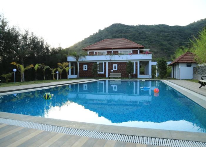 SR Jungle Resort