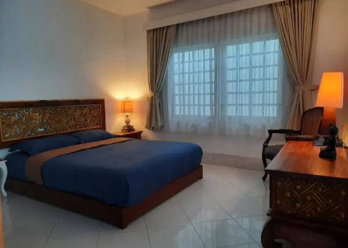 Yogyakarta Tropicana Villa
