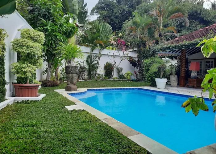 Yogyakarta Tropicana Villa