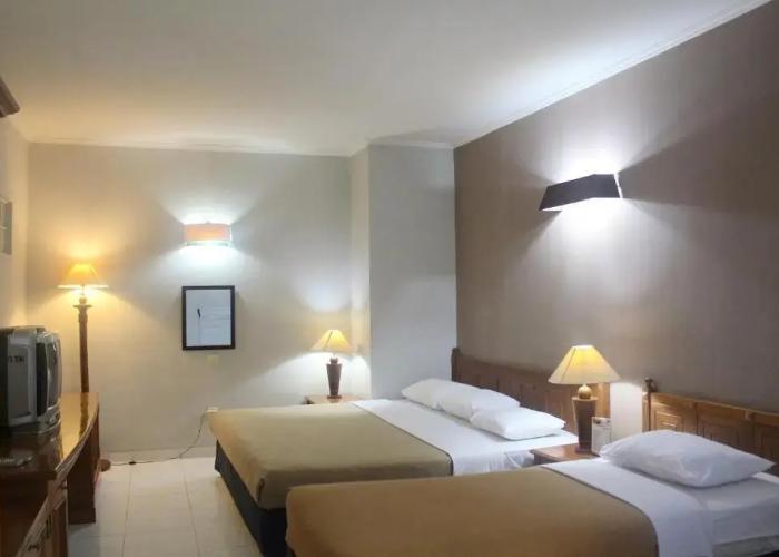Hotel Winotosastro Garden