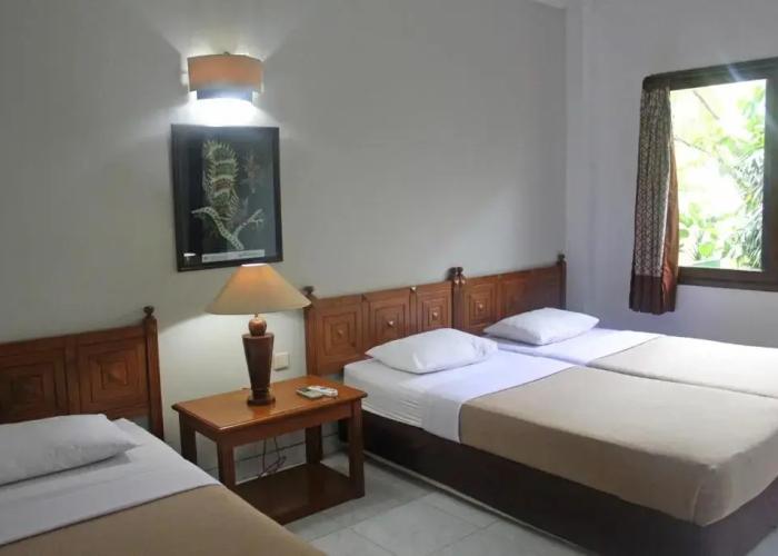 Hotel Winotosastro Garden