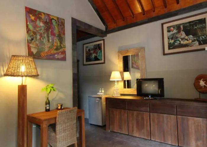 Astuti Gallery Homestay